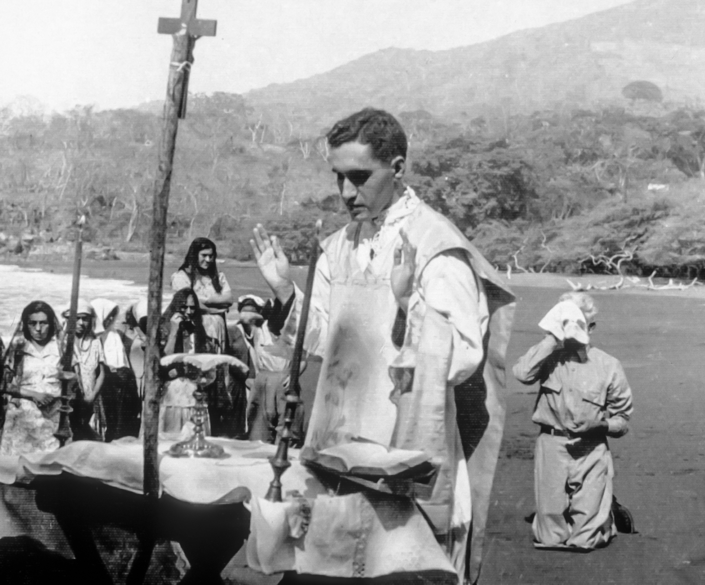 A young Romero celebrating Mass - CAFOD